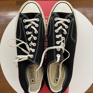 Brand New Converse Chunk Taylor